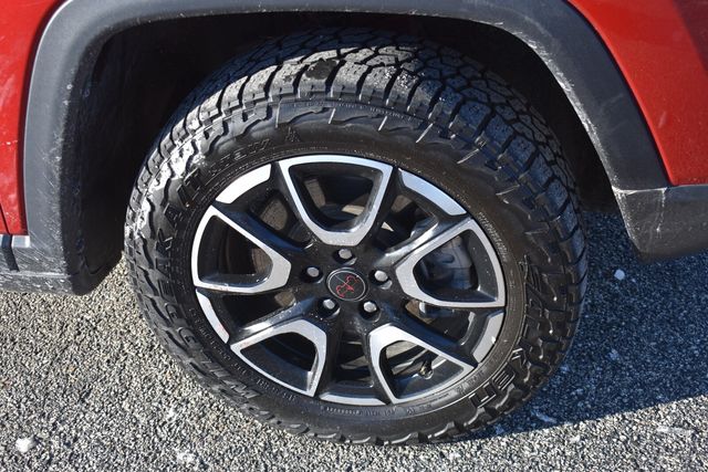 Used 2025 Jeep Compass - photo 13