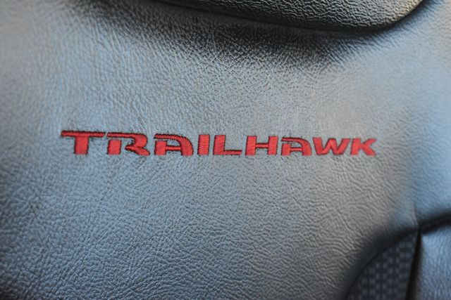Used 2025 Jeep Compass - photo 17