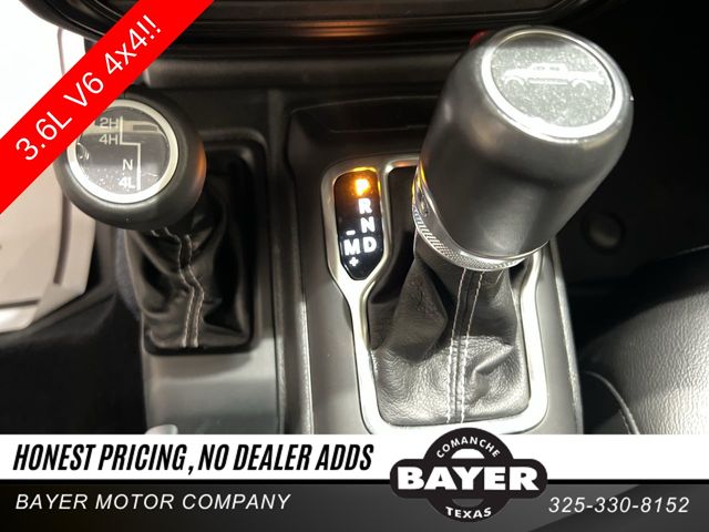 Used 2022 Jeep Gladiator - photo 17