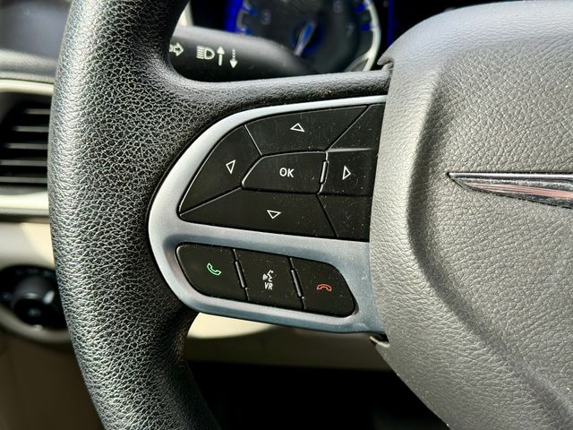 Used 2019 Chrysler Pacifica - photo 6