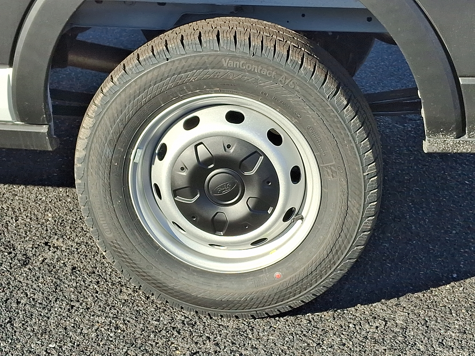 New 2026 Ford Transit 250 - photo 7