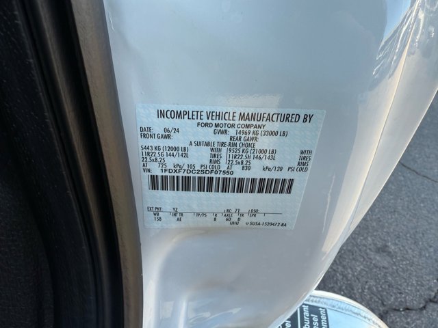 New 2025 Ford F-750 - photo 9