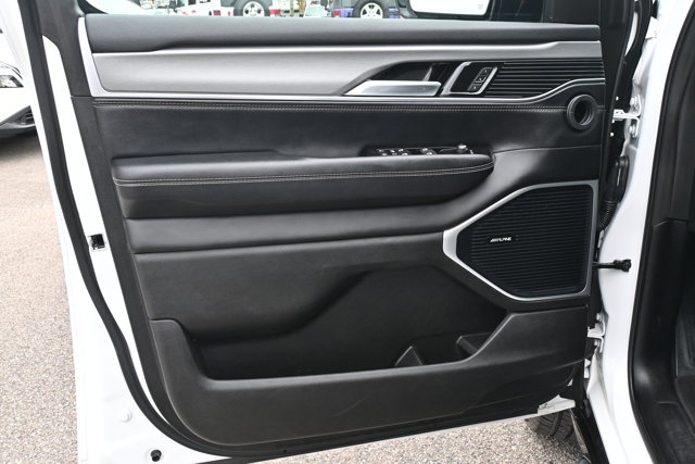 Used 2024 Jeep Wagoneer - photo 13