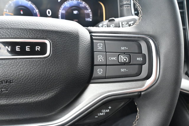 Used 2024 Jeep Wagoneer - photo 16