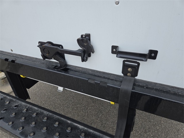 New 1996 Ford E-450 - photo 34