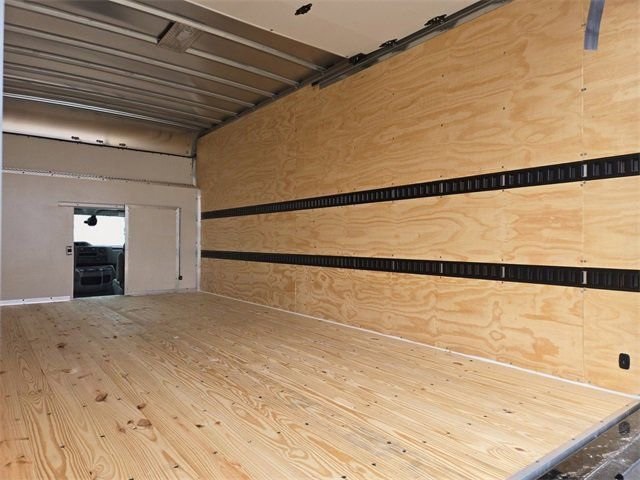 New 1996 Ford E-450 - photo 55