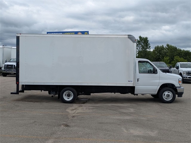 New 1996 Ford E-450 - photo 9