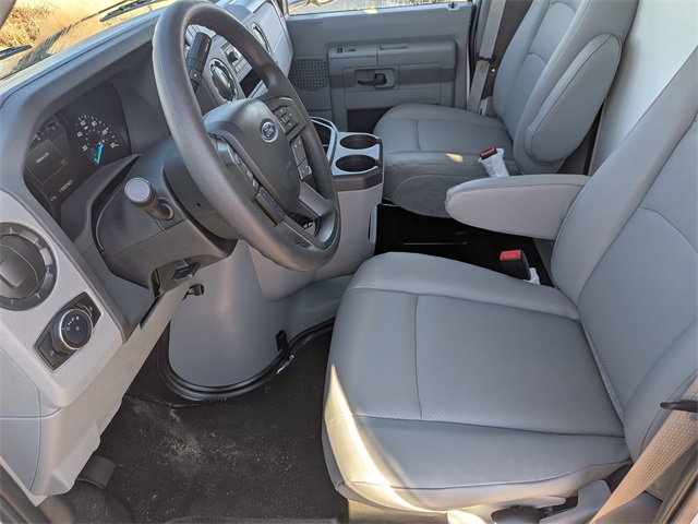 New 1996 Ford E-450 - photo 16
