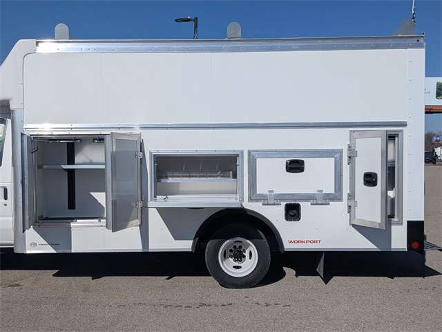 New 1996 Ford E-450 - photo 5