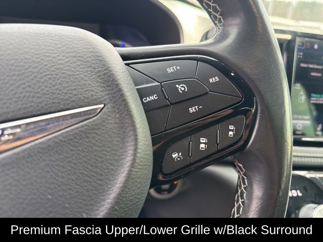 Used 2021 Chrysler Pacifica - photo 5