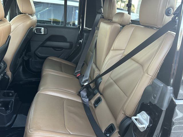Used 2021 Jeep Gladiator - photo 32