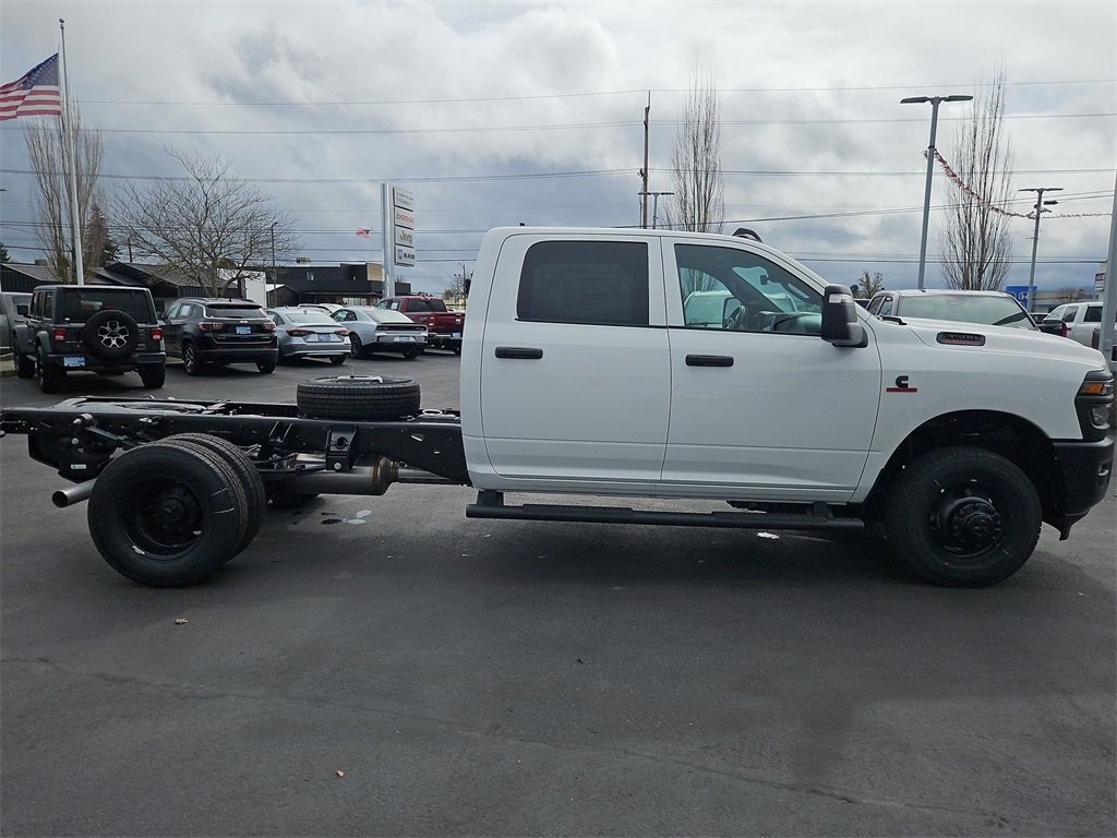New 2026 Ram 3500 - photo 35