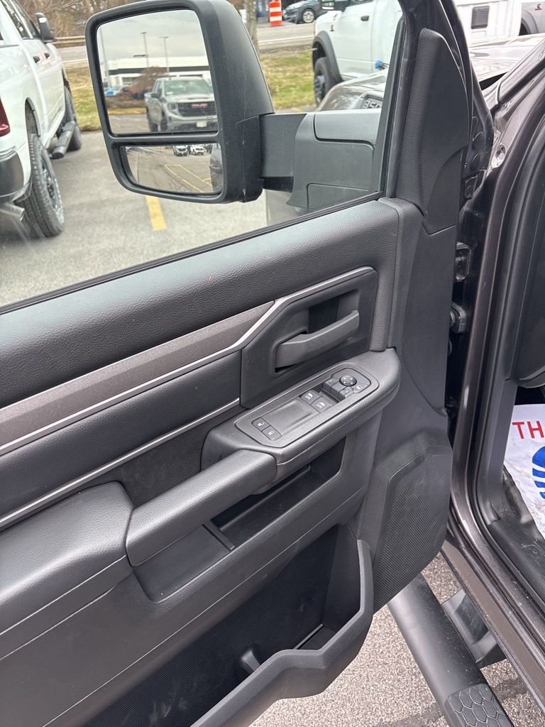 New 2026 Ram 3500 - photo 24