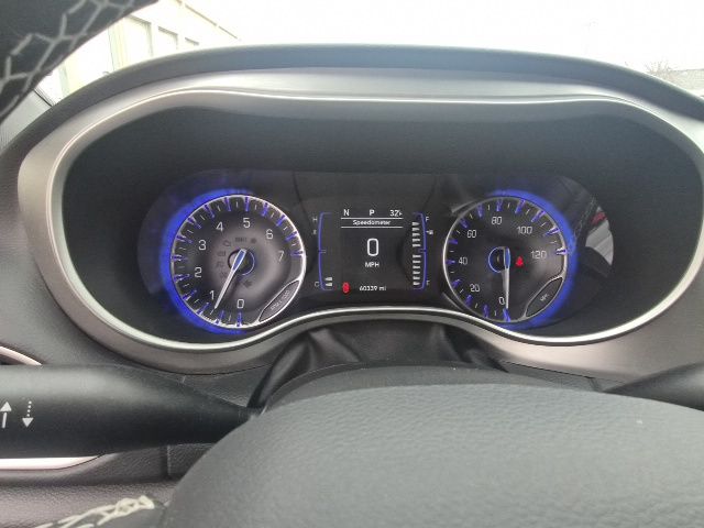 Used 2020 Chrysler Pacifica - photo 21