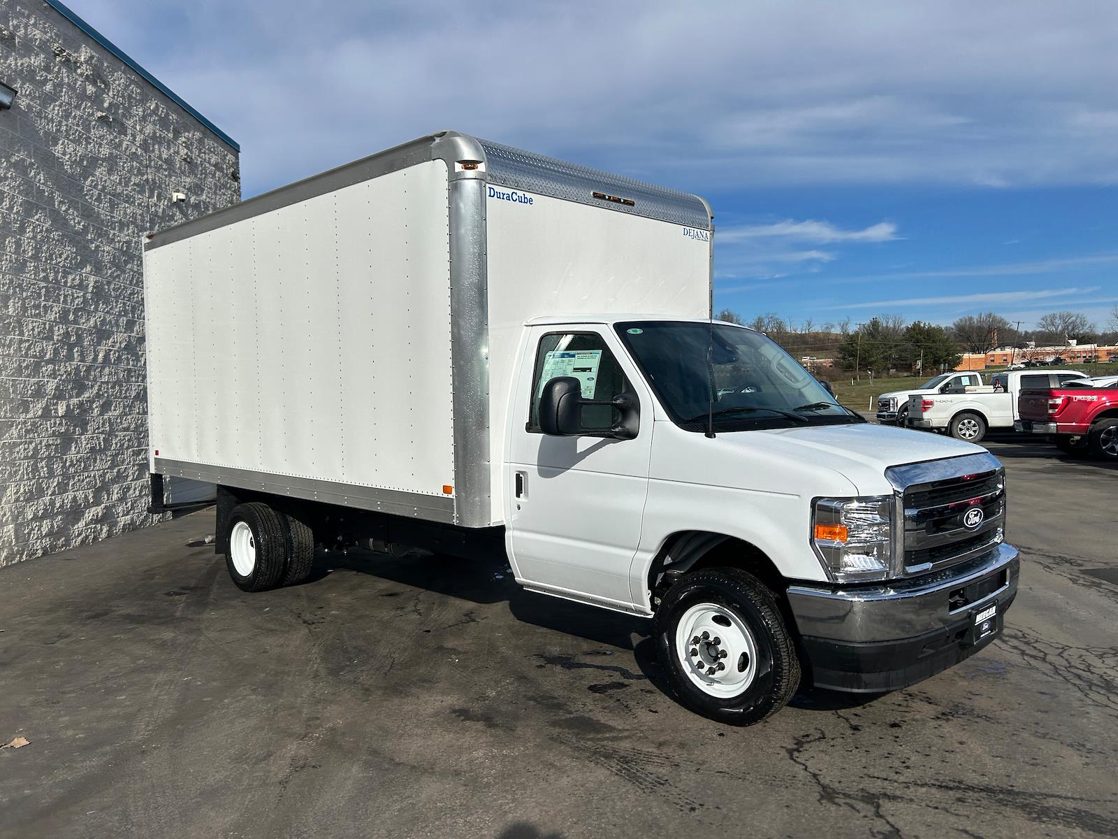 New 1996 Ford E-450 - photo 13