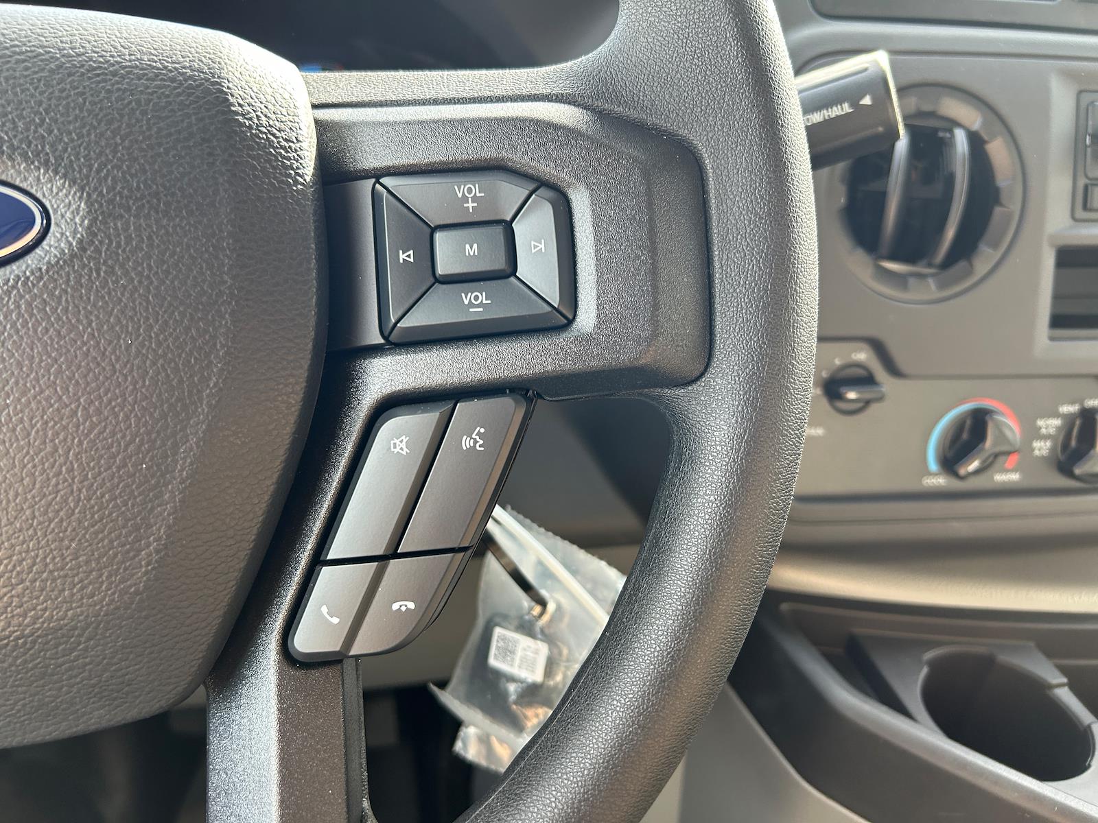 New 1996 Ford E-450 - photo 32