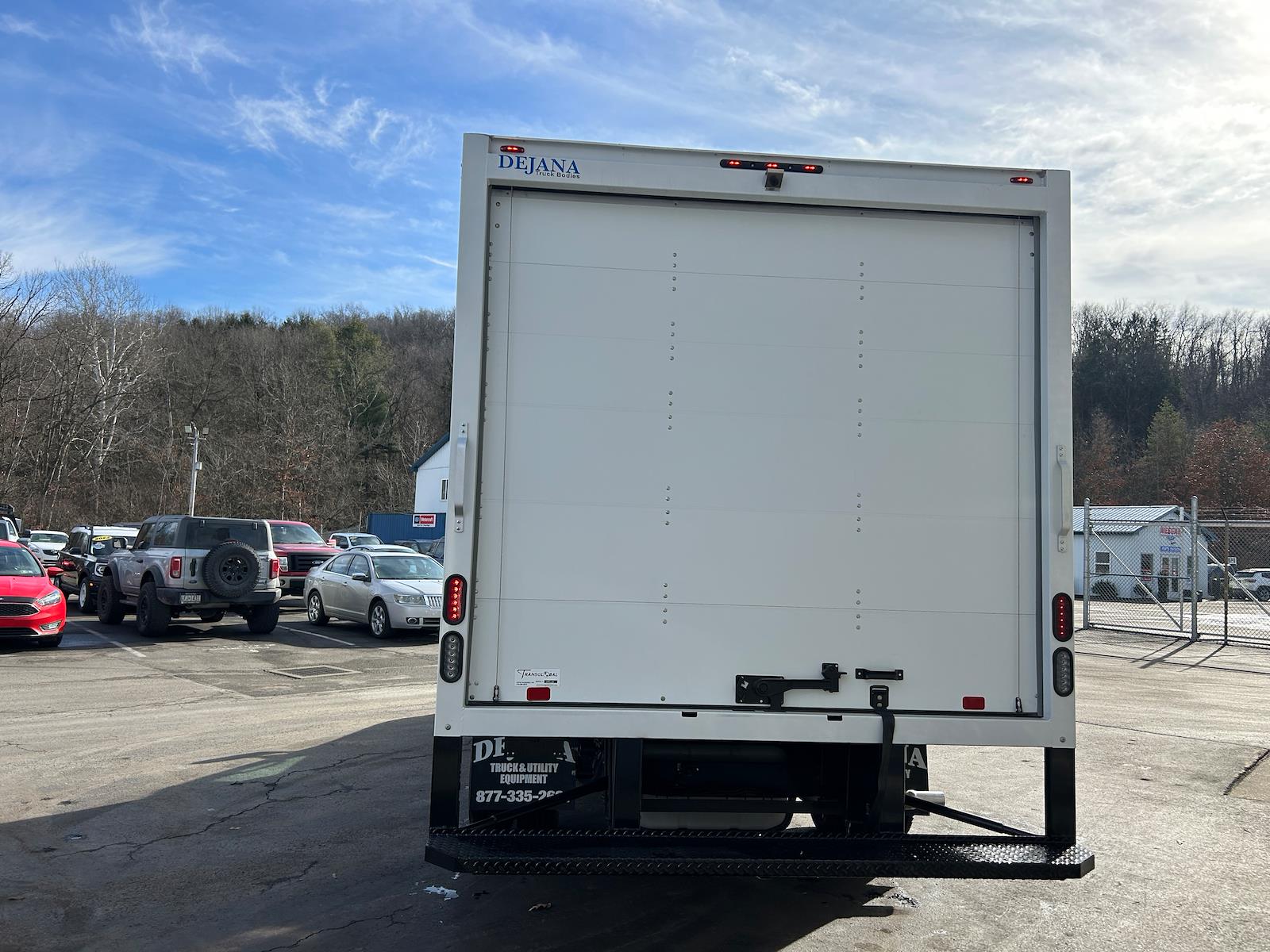 New 1996 Ford E-450 - photo 10