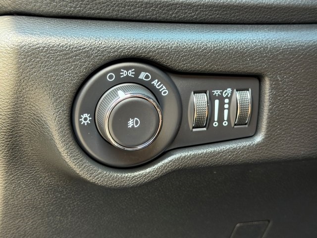 Used 2022 Chrysler Pacifica - photo 31