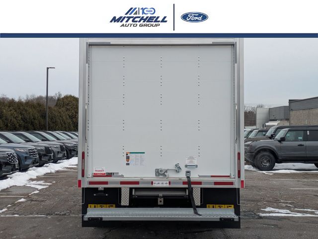 New 1996 Ford E-450 - photo 6