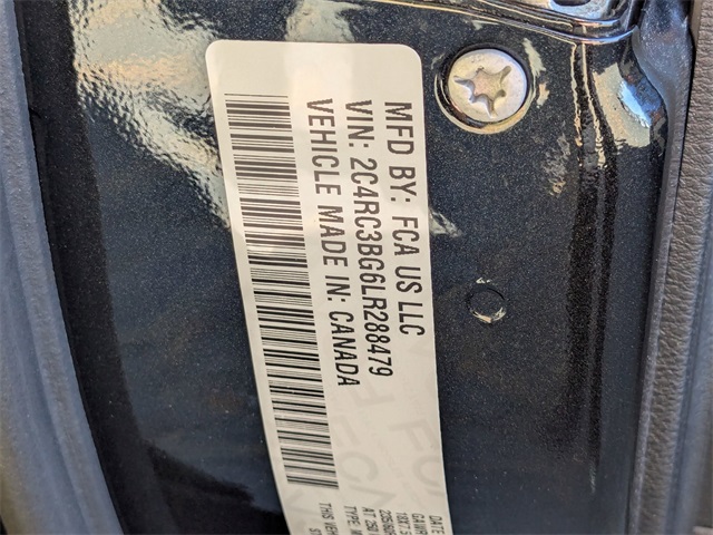 Used 2020 Chrysler Pacifica - photo 31