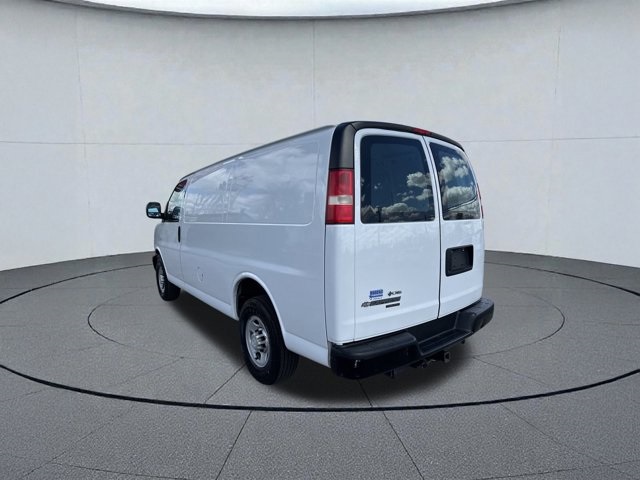 Used 2014 Chevrolet Express 2500 - photo 8