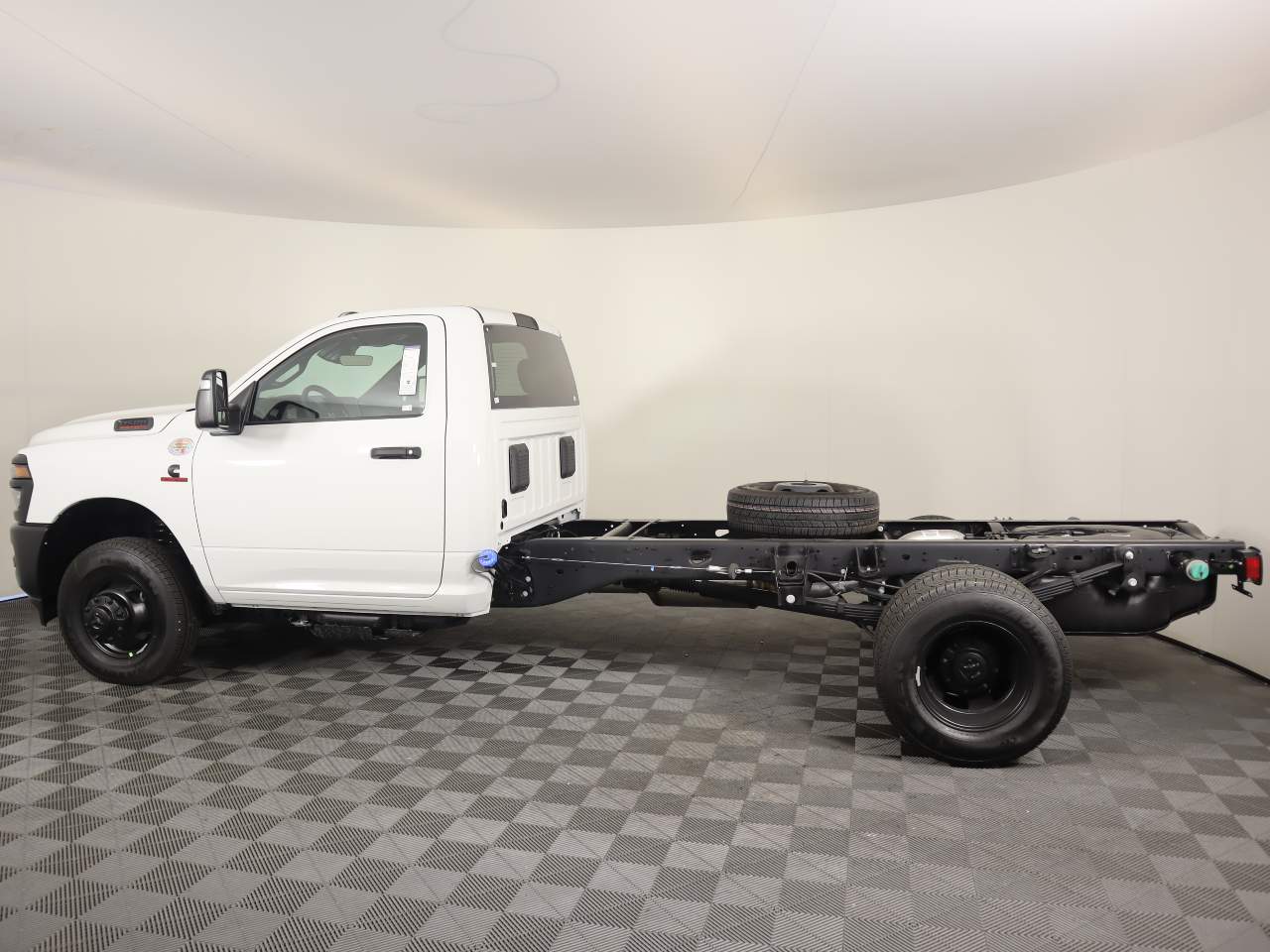 New 2025 Ram 3500 - photo 5