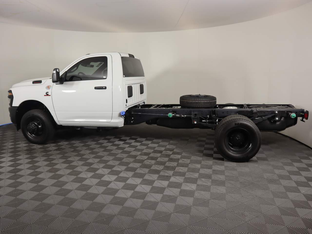 New 2026 Ram 3500 - photo 5