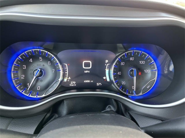 Used 2024 Chrysler Pacifica - photo 38