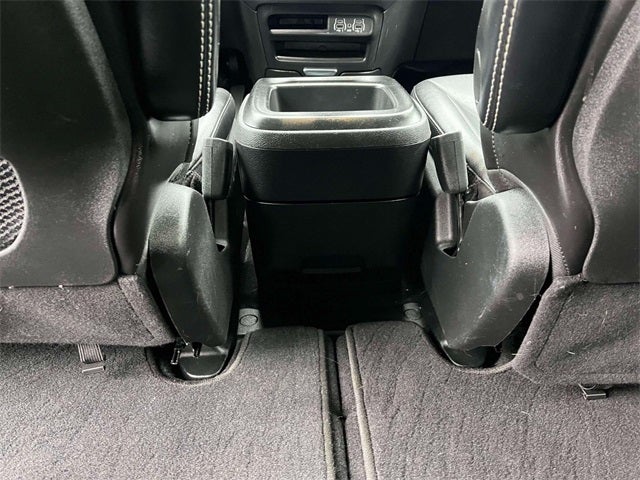 Used 2025 Chrysler Pacifica - photo 16