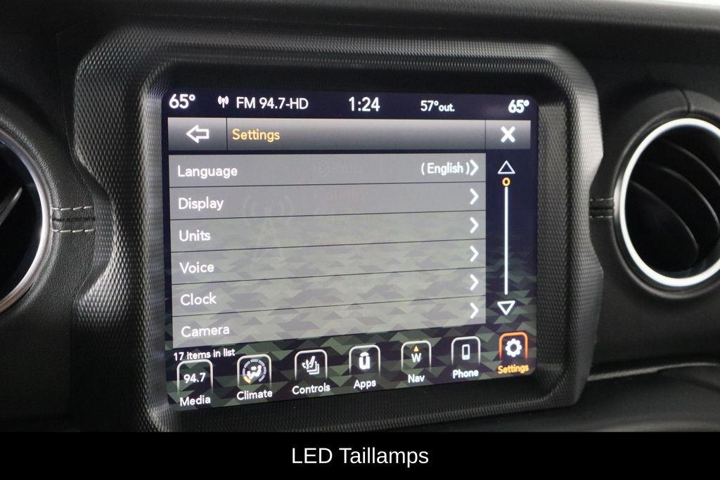 Used 2021 Jeep Gladiator - photo 25