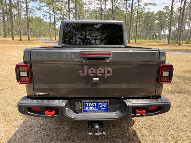 Used 2021 Jeep Gladiator - photo 5