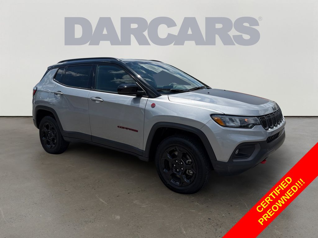 Used 2023 Jeep Compass - photo 1
