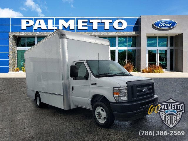 New 2023 Ford E-450 - photo 1