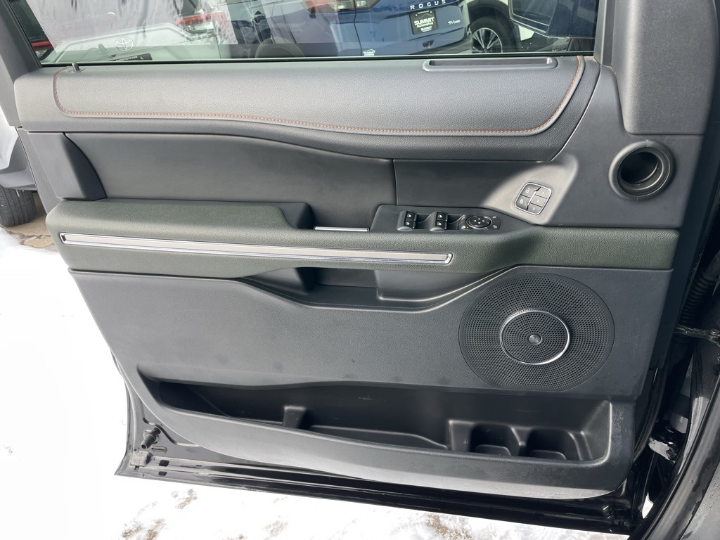Used 2022 Ford Expedition - photo 59