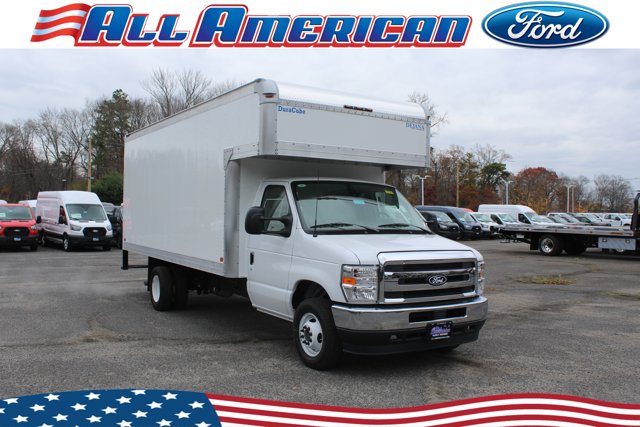 New 1996 Ford E-450 - photo 1