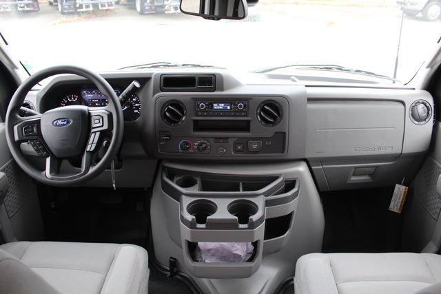 New 1996 Ford E-450 - photo 22