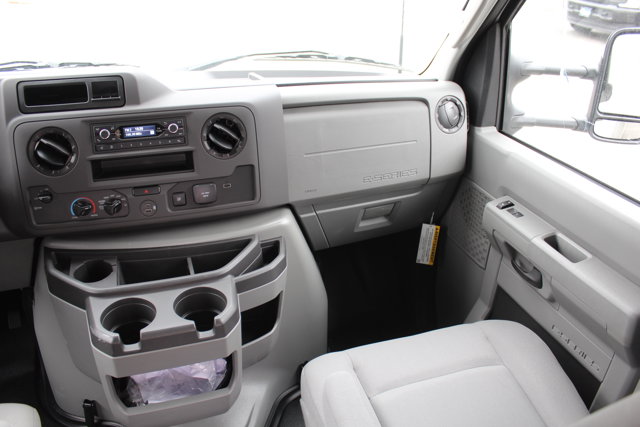 New 1996 Ford E-450 - photo 23