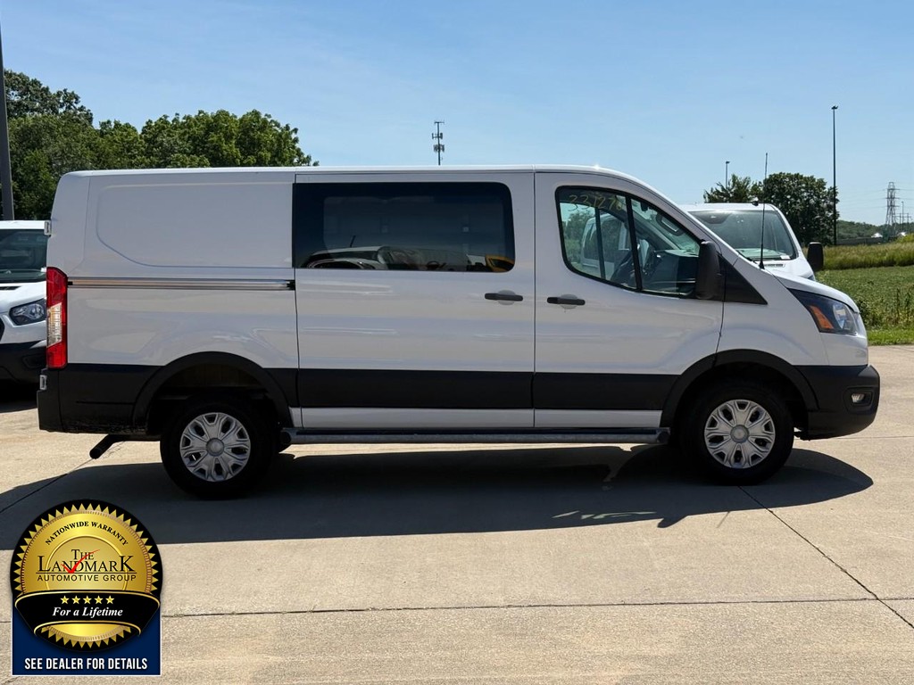 Used 2024 Ford Transit 250 - photo 4