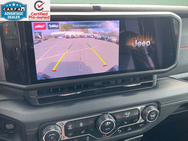 Used 2024 Jeep Gladiator - photo 33