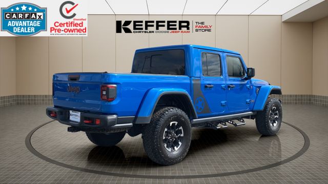 Used 2024 Jeep Gladiator - photo 7