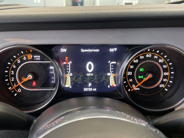 Used 2023 Jeep Gladiator - photo 21