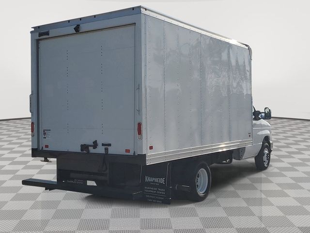 New 2026 Ford E-350 - photo 6