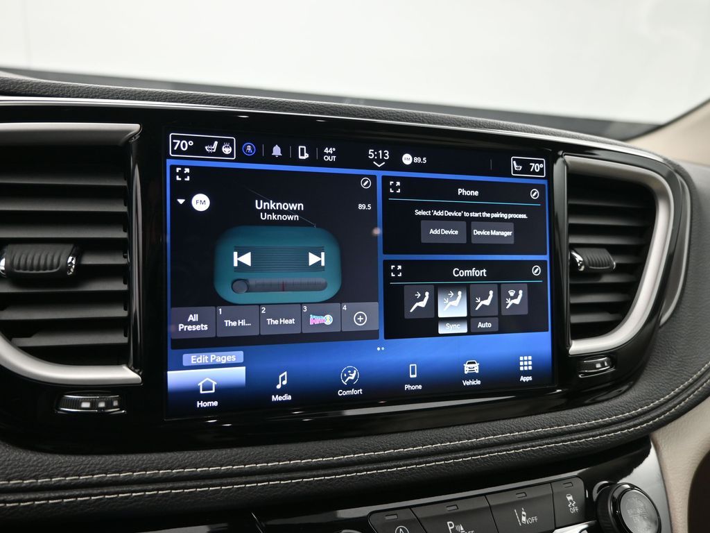 Used 2021 Chrysler Pacifica - photo 20