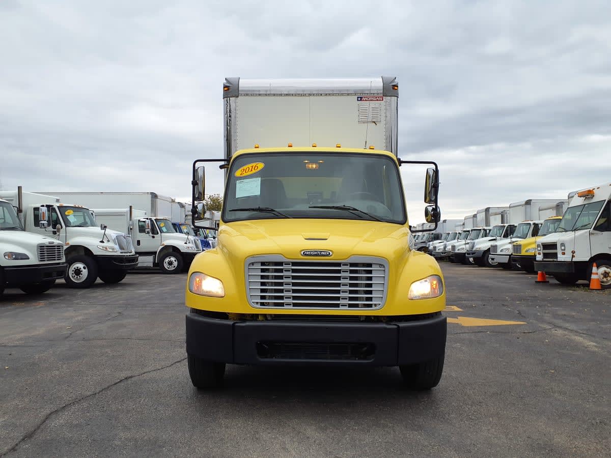Used 2016 Freightliner M2 106 - photo 2