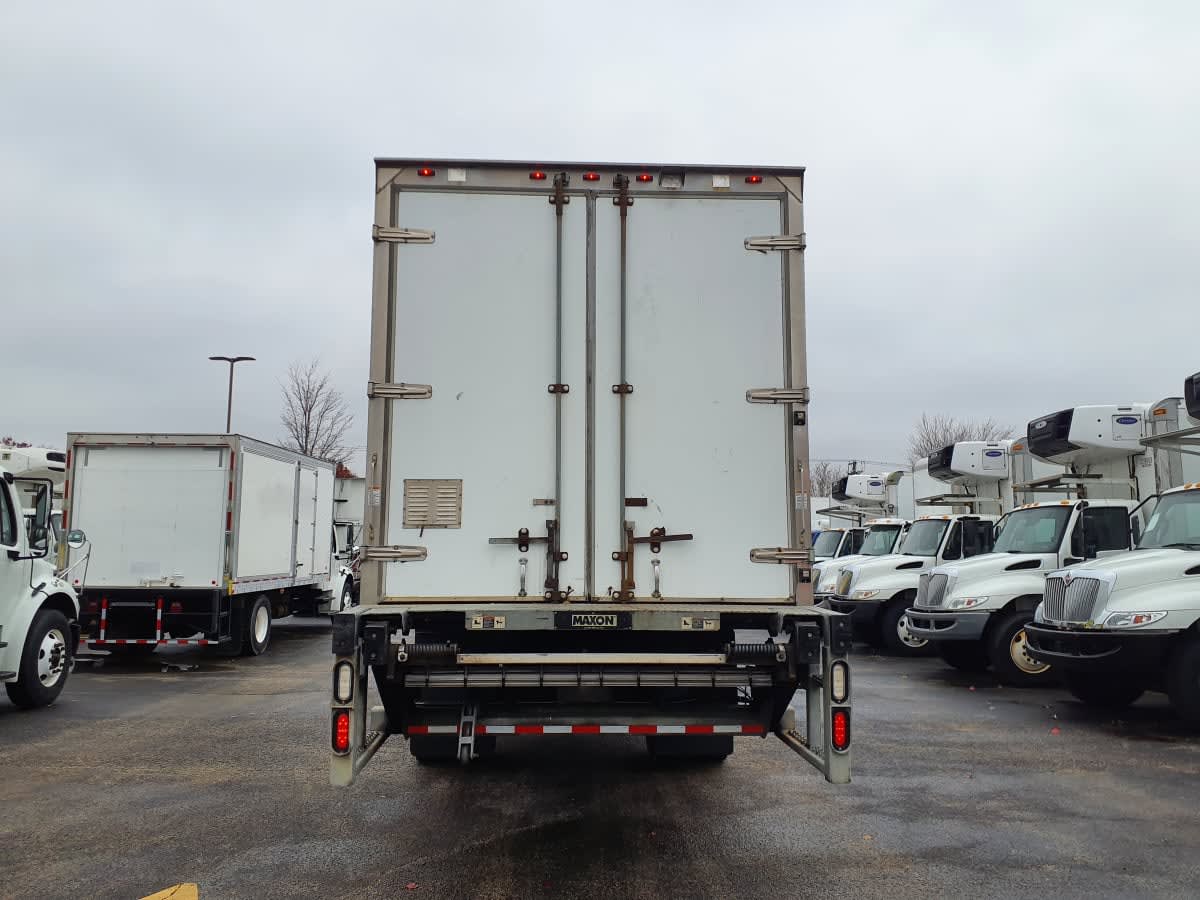 Used 2016 Freightliner M2 106 - photo 7
