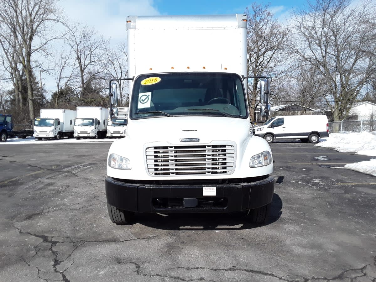 Used 2018 Freightliner M2 106 - photo 2