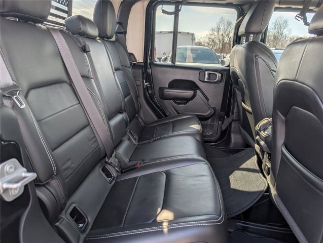 Used 2022 Jeep Gladiator - photo 13