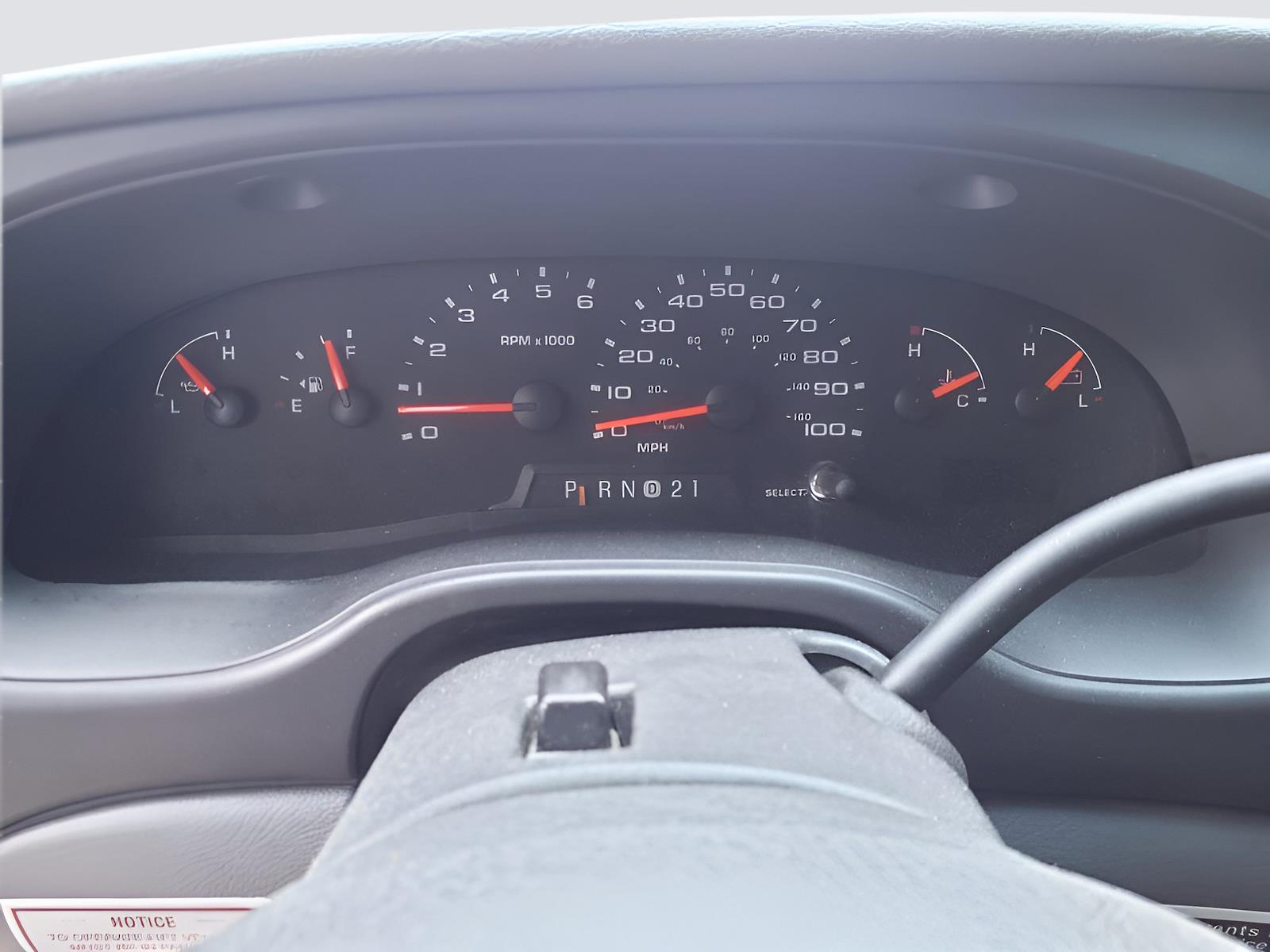 New 2004 Ford E-350 - photo 32