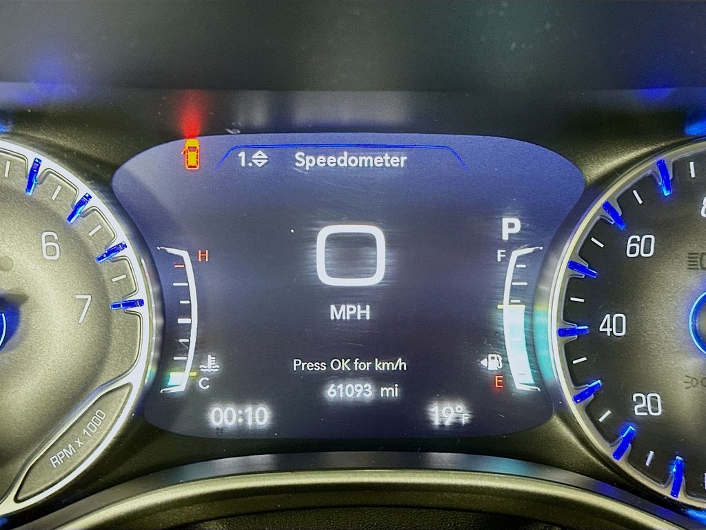 Used 2024 Chrysler Pacifica - photo 21