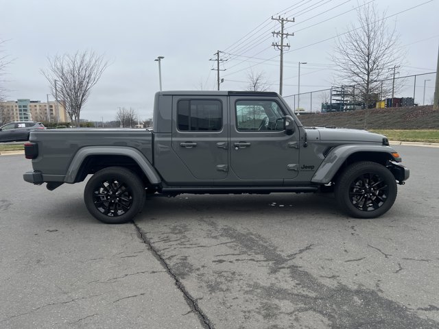 Used 2023 Jeep Gladiator - photo 12